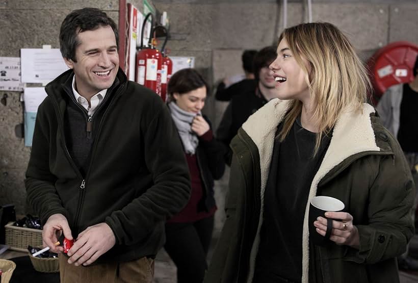 Guillaume Canet and Camille Rowe in Rock'n Roll (2017)