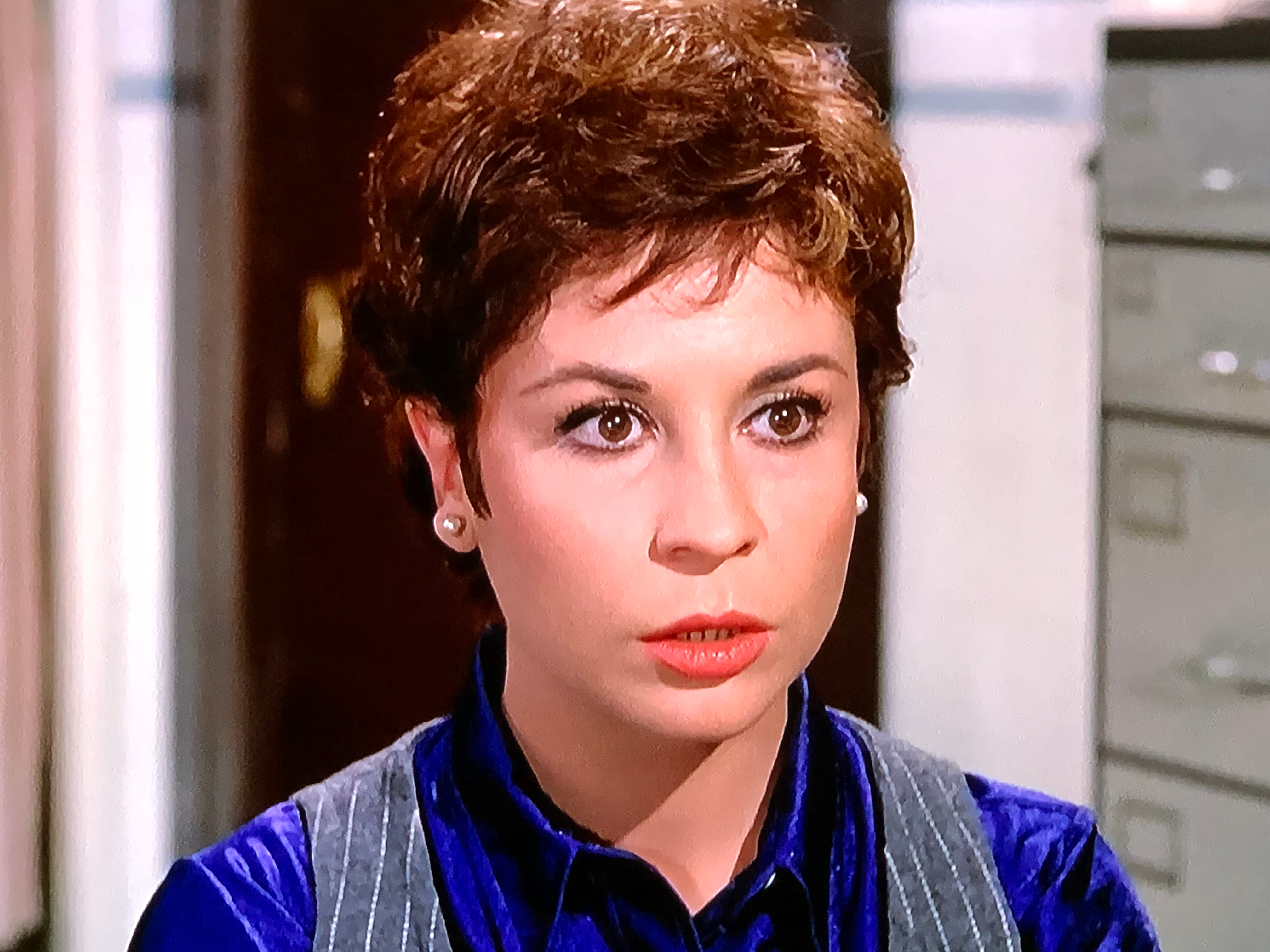 Lina Morgan in Soltera y madre en la vida (1969)