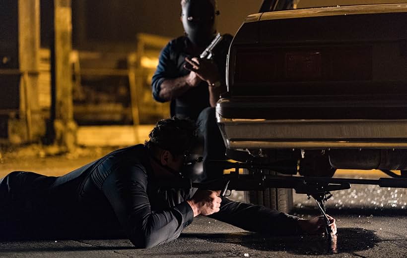 Mel Gibson and Vince Vaughn in Dragged Across Concrete (2018)