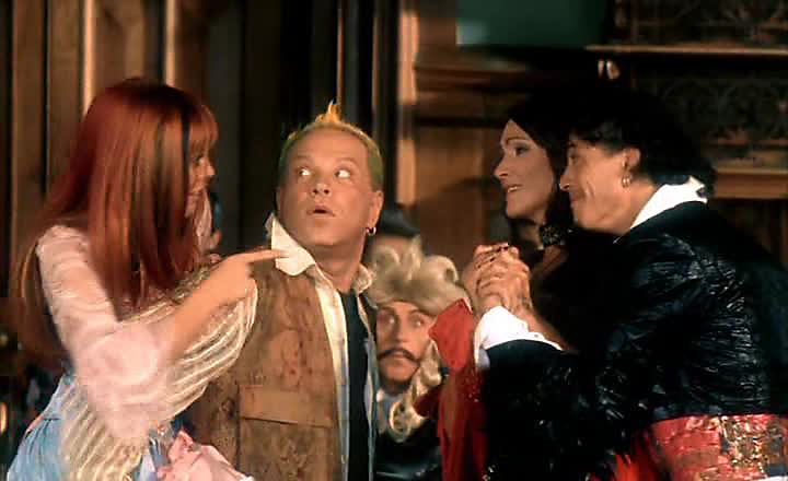 Boris Moiseev, Sofiya Rotaru, Anastasiya Stotskaya, and Boris Khvoshnyanskiy in Bezumnyy den ili zhenitba Figaro (2003)