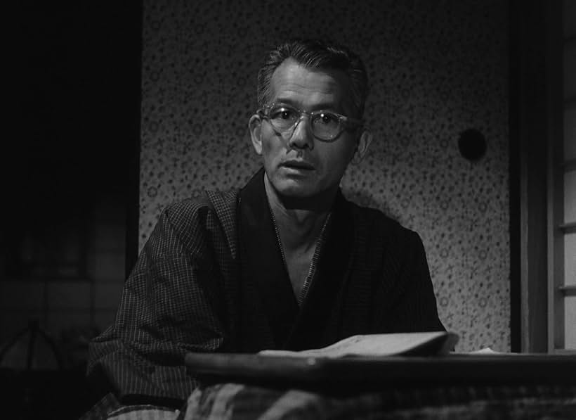 Chishû Ryû in Tokyo Twilight (1957)