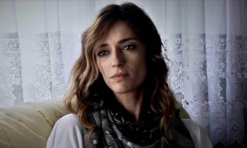 Sema Simsek in Valley of the Wolves: Ambush (2007)