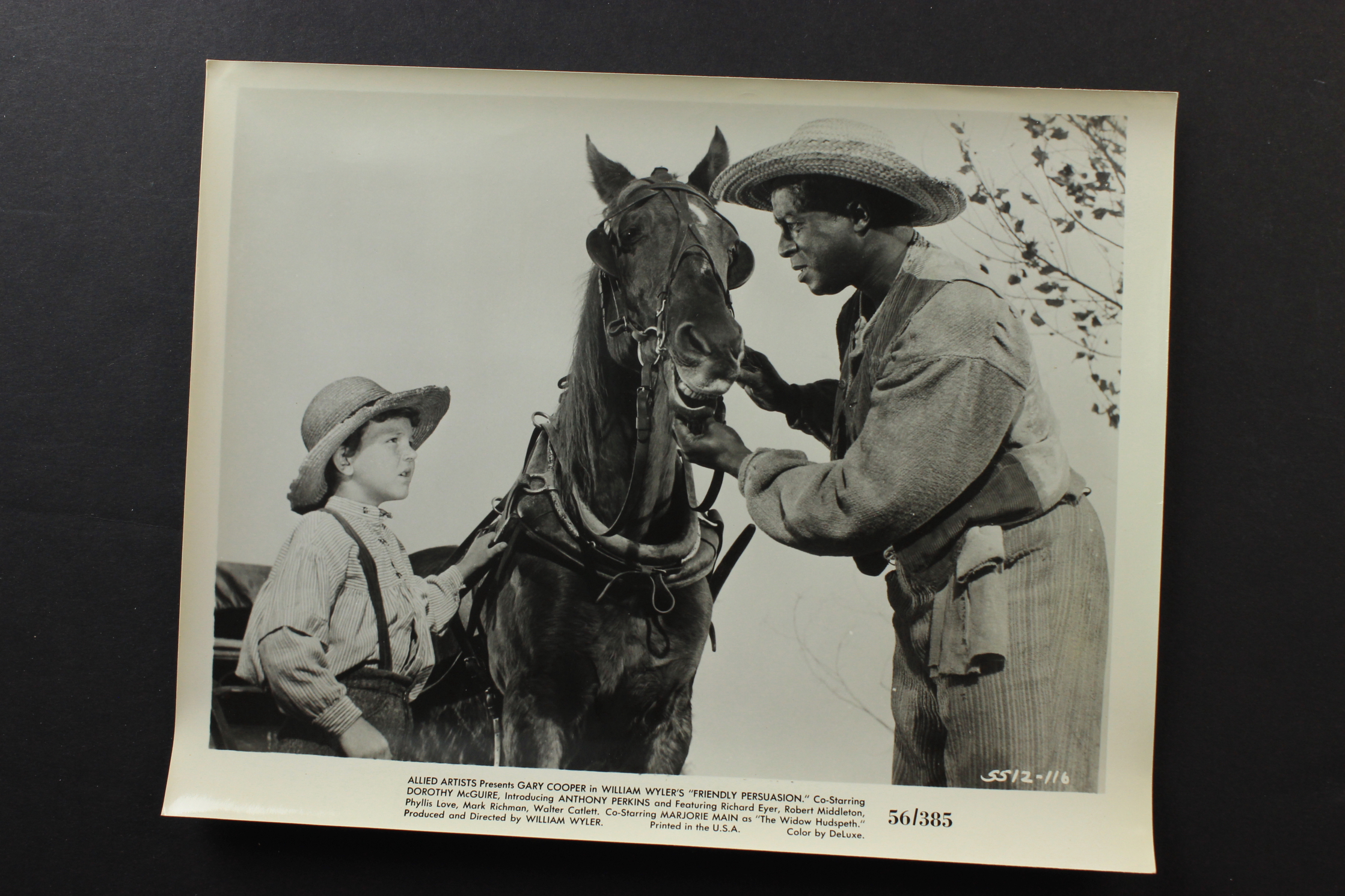 Richard Eyer and Joel Fluellen in Friendly Persuasion (1956)