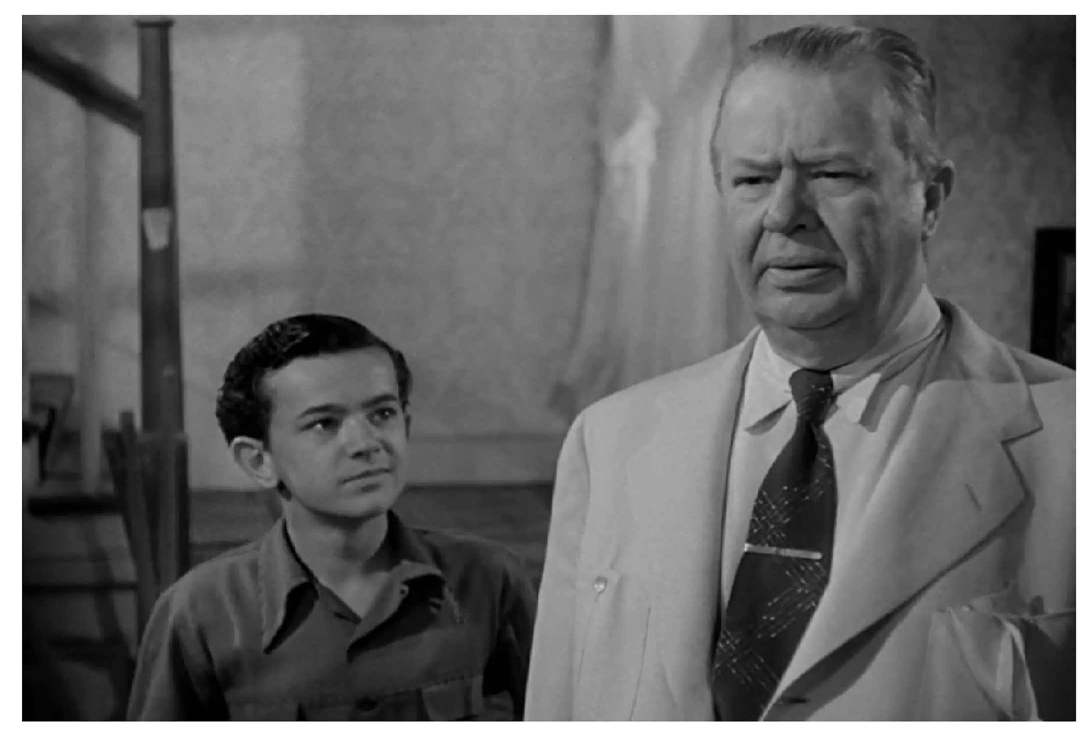 Charles Coburn and Douglas Croft in George Washington Slept Here (1942)