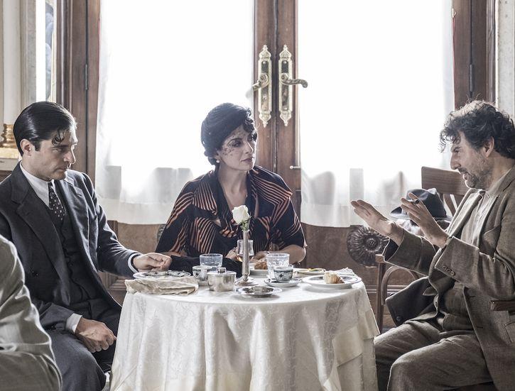 Enrico Ianniello, Lino Guanciale, and Serena Iansiti in Inspector Ricciardi (2021)