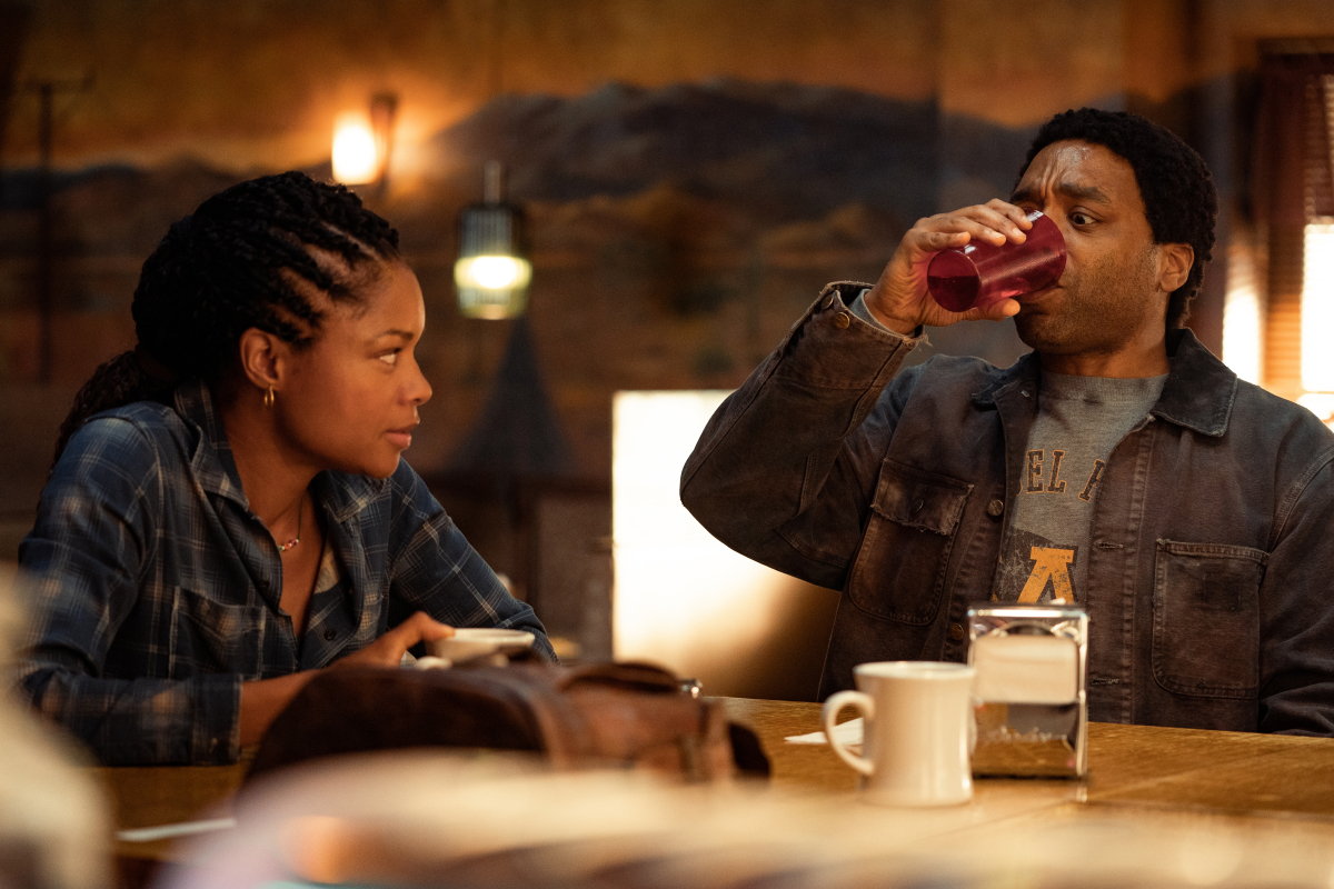 Chiwetel Ejiofor and Naomie Harris in The Man Who Fell to Earth (2022)