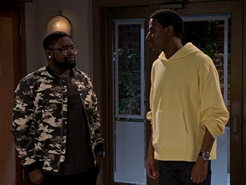 Lil Rel Howery and Jerrod Carmichael in The Carmichael Show (2015)