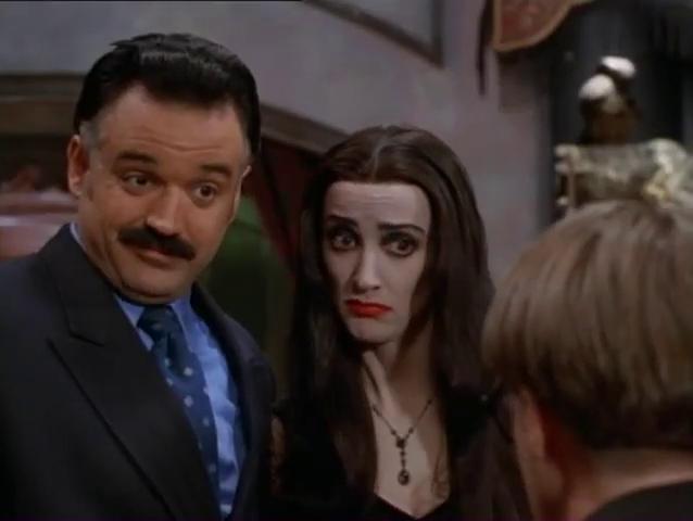 Daevyd Avalon, Ellie Harvie, and Glenn Taranto in The New Addams Family (1998)