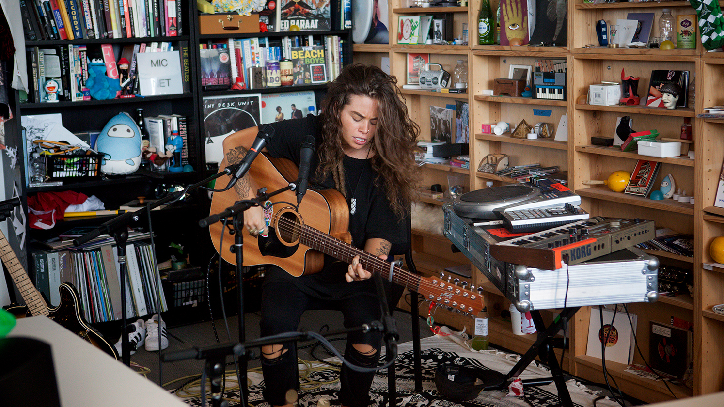 Tash Sultana in Tash Sultana (2017)