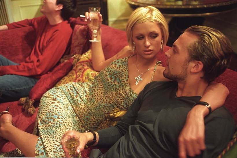 Paris Hilton and Lex Shrapnel in Nine Lives (2002)