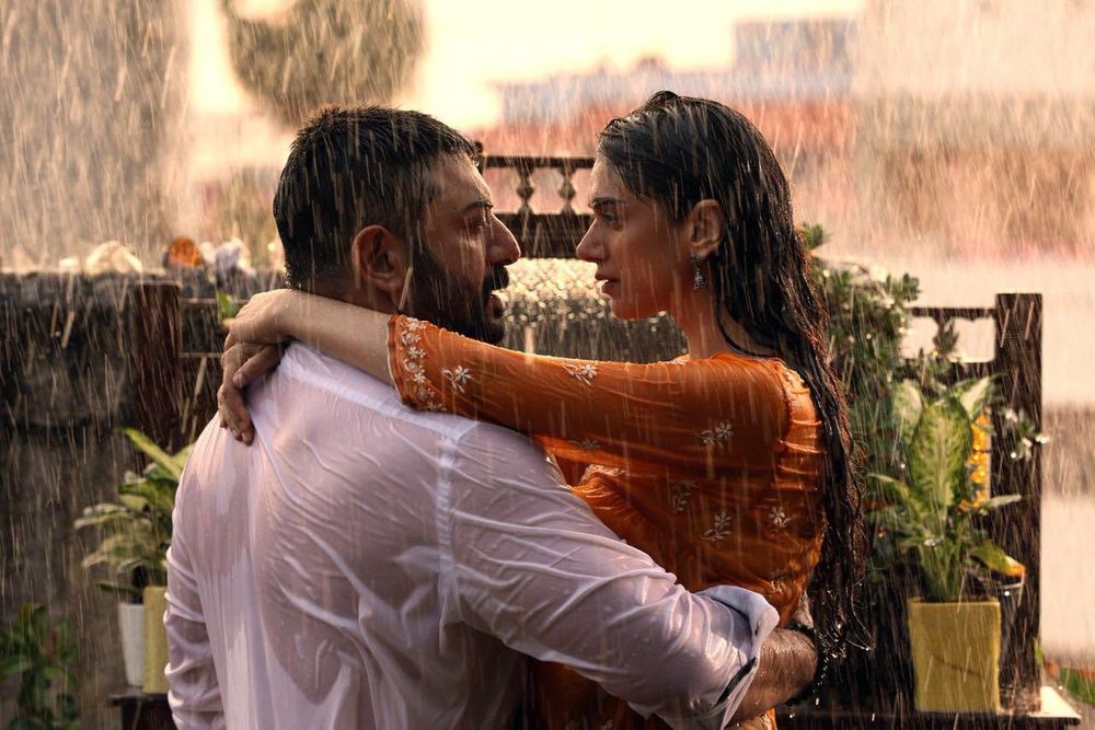 Arvind Swamy and Aditi Rao Hydari in Chekka Chivantha Vaanam (2018)