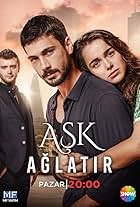 Hafsanur Sancaktutan, Yagiz Can Konyali, and Deniz Can Aktas in Ask Aglatir (2019)