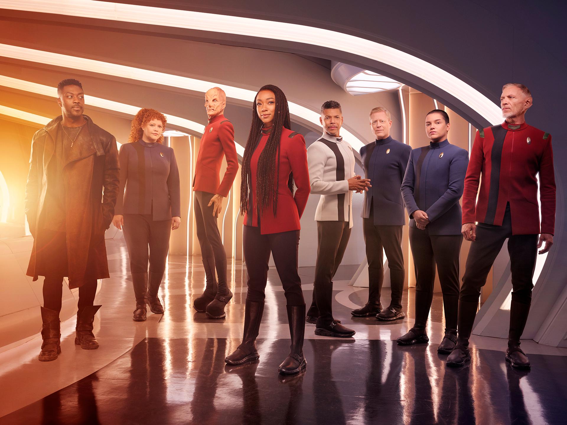 Wilson Cruz, Doug Jones, Callum Keith Rennie, Blu del Barrio, Sonequa Martin-Green, David Ajala, and Mary Wiseman in Red Directive (2024)