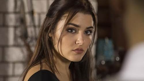 Hande Erçel in Episode #1.13 (2017)