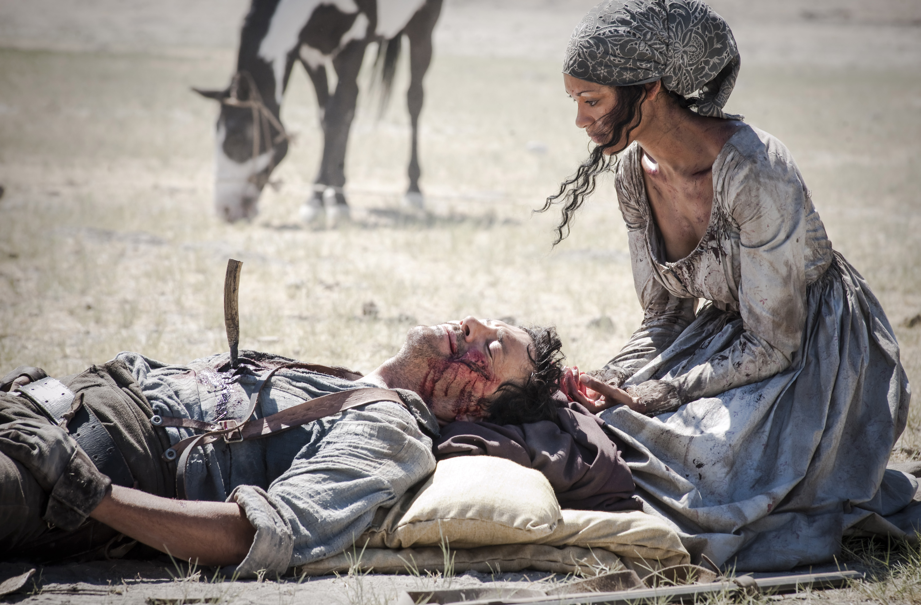 Marklen Kennedy and Cynthia Addai-Robinson in Texas Rising (2015)