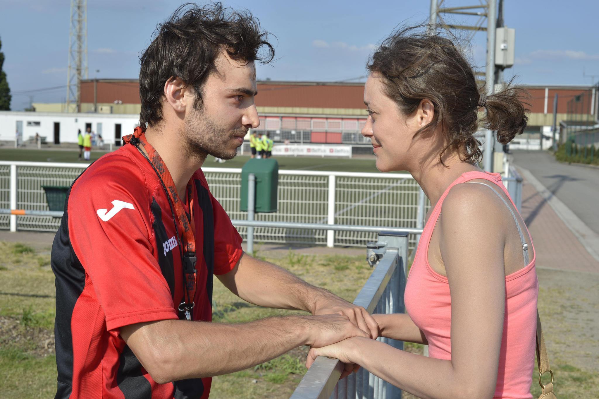 Marion Cotillard and Timur Magomedgadzhiev in Two Days, One Night (2014)