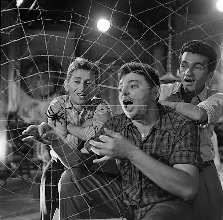 Paulo Gilvan Bezerril, Edson França, and João Costa Neto in Virou Bagunça (1960)