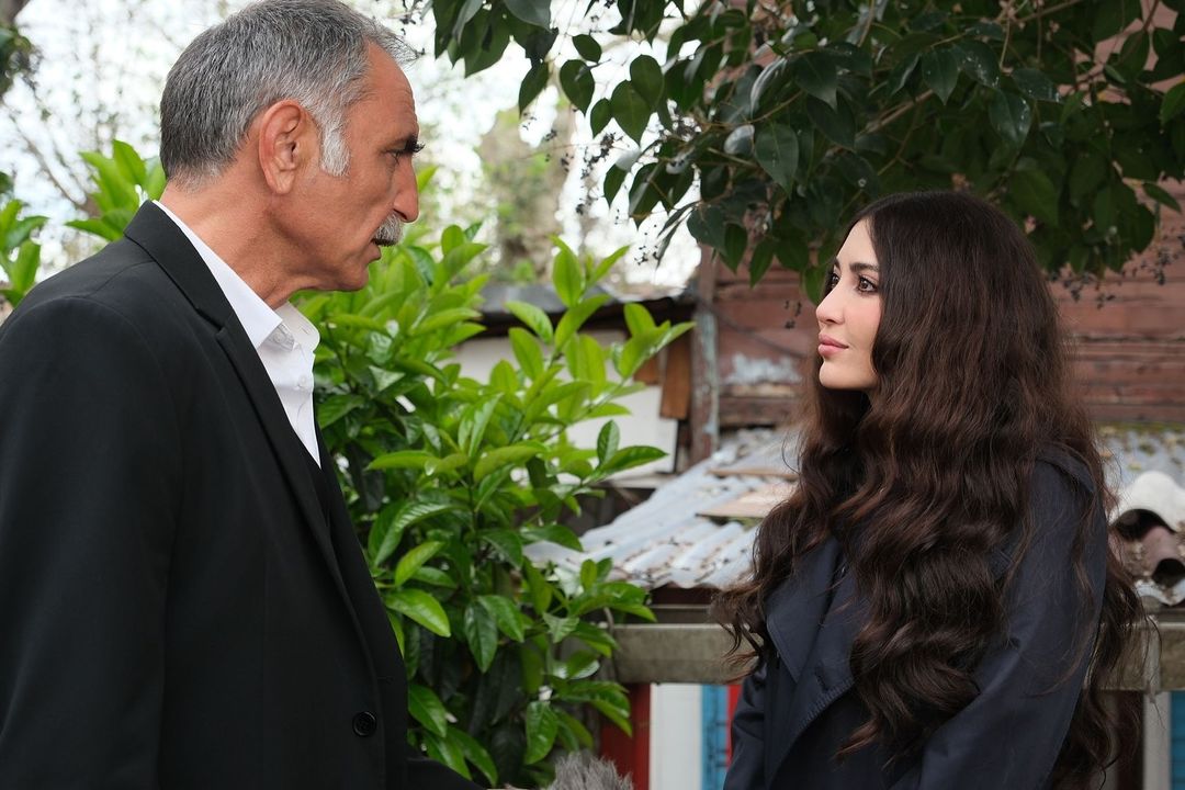 Gürkan Uygun and Melike Ipek Yalova in Marnali (2024)