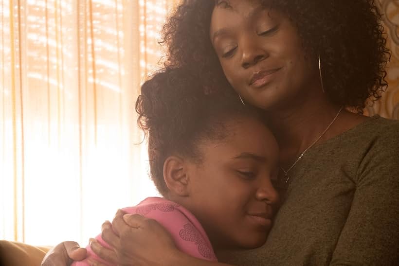 Saycon Sengbloh and Saniyya Sidney in The Passage (2019)