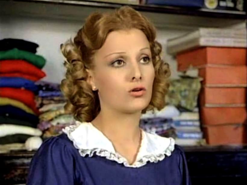 Marta González in Boquitas pintadas (1974)