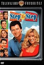 Patrick Duffy, Suzanne Somers, Christine Lakin, Josh Byrne, Brandon Call, Christopher Castile, Staci Keanan, Sasha Mitchell, and Angela Watson in Step by Step (1991)