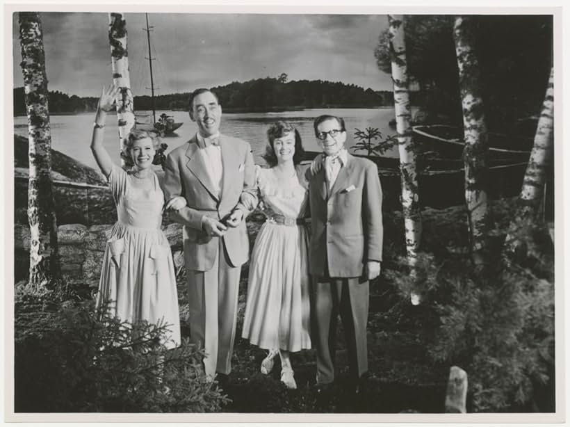 Irma Christenson, Elsa Prawitz, Holger Löwenadler, and Stig Olin in Divorced (1951)