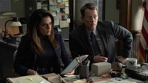 Greg Kinnear and Sepideh Moafi in Hand to Mouth (2022)