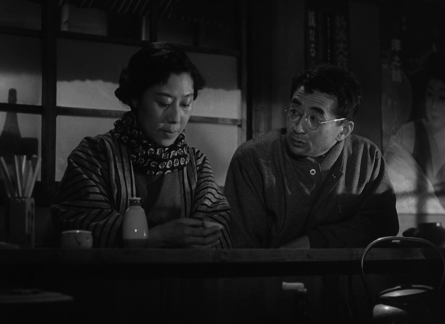 Nobuo Nakamura and Isuzu Yamada in Tokyo Twilight (1957)