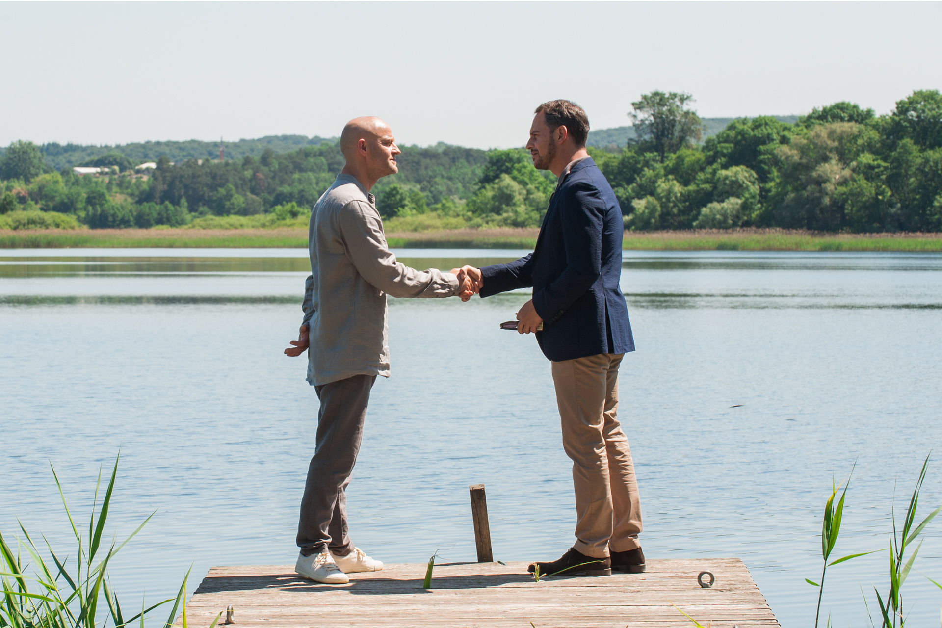 Moritz Bleibtreu and Jürgen Vogel in Shades of Guilt (2015)