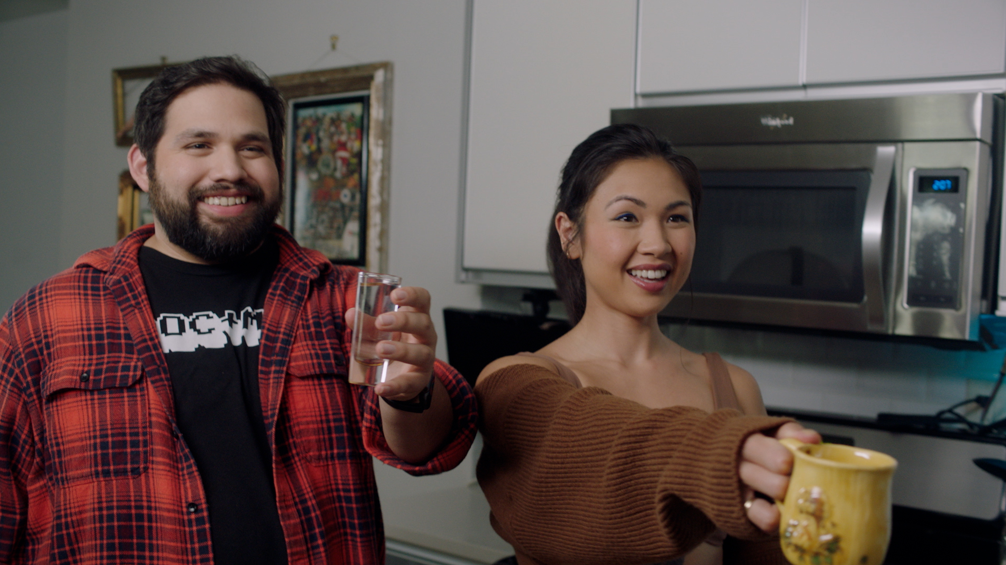 Marcus Raye Pérez and Lynn Kim Do in Mashed (2022)