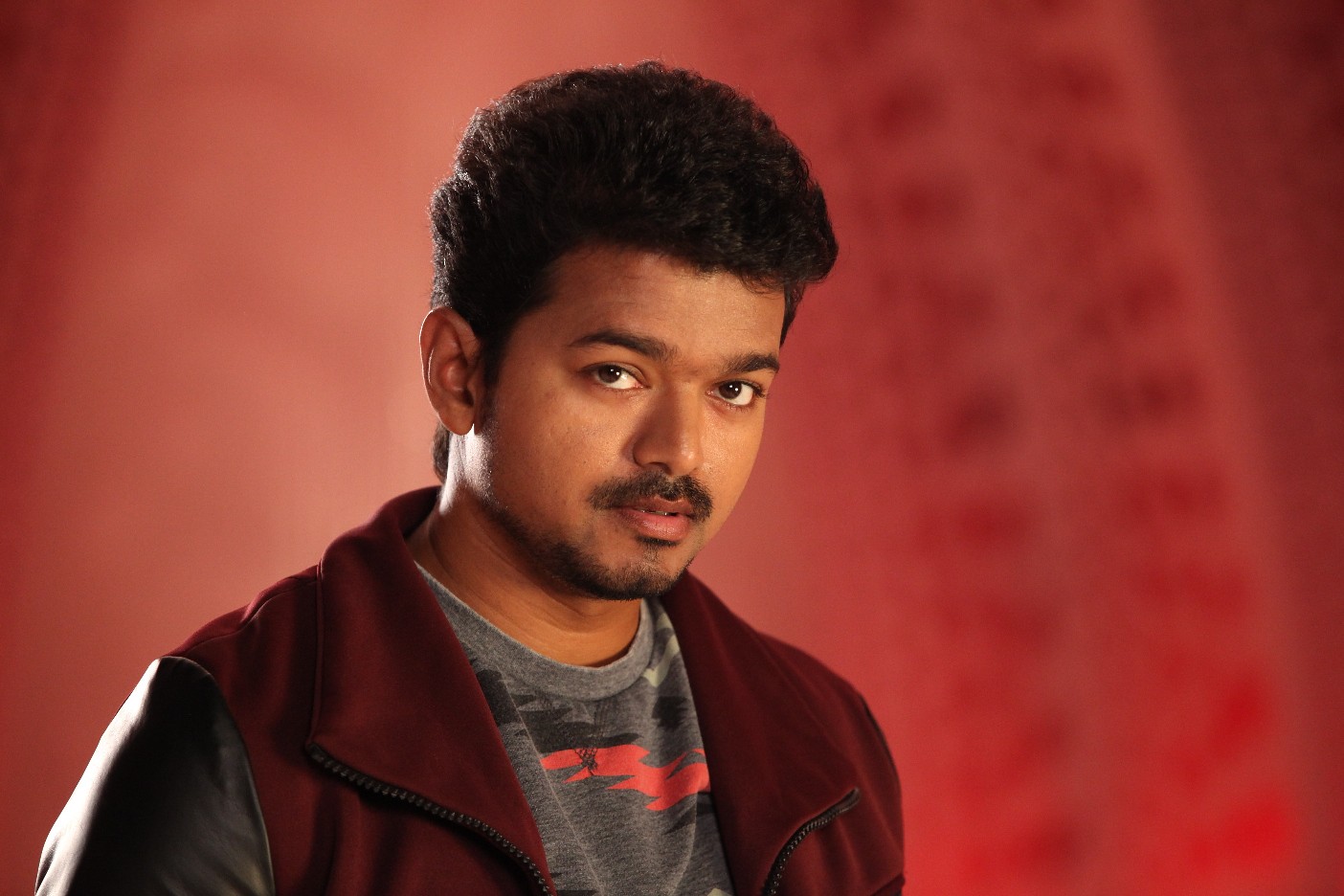 Joseph Vijay in Jilla (2014)