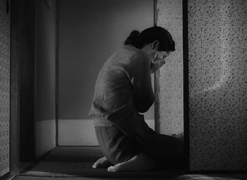 Setsuko Hara in Tokyo Twilight (1957)