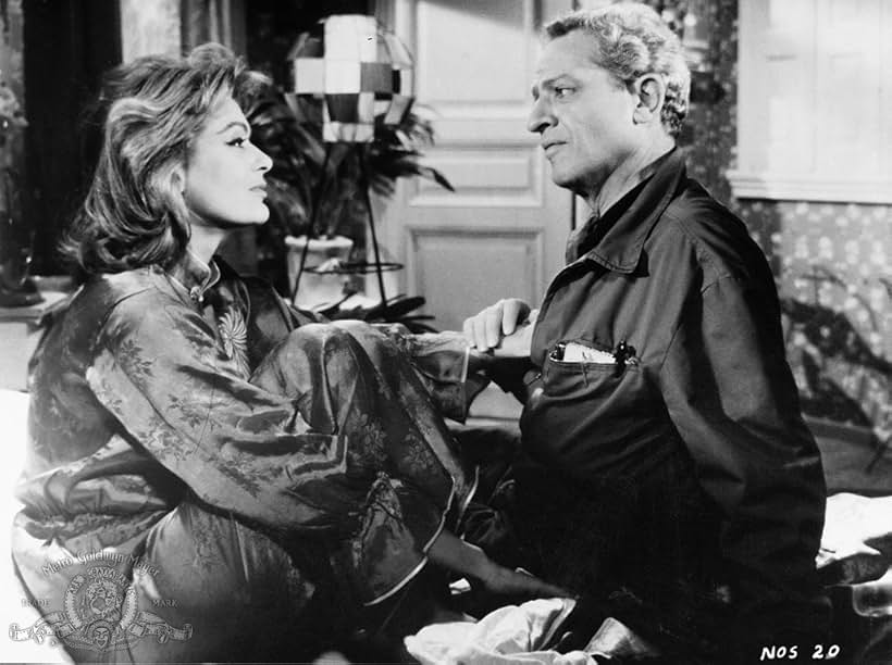 Jules Dassin and Melina Mercouri in Never on Sunday (1960)