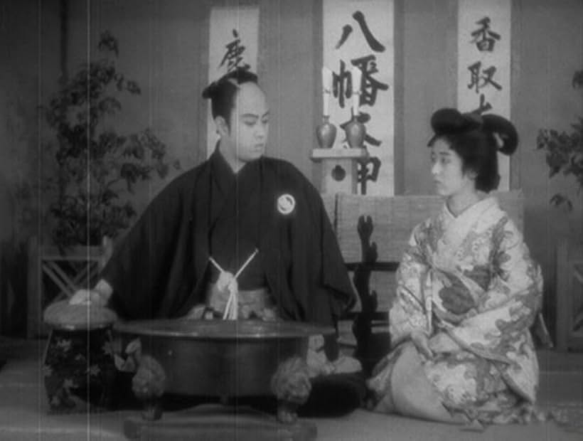 Ranko Hanai and Kunitarô Sawamura in Sazen Tange and the Pot Worth a Million Ryo (1935)