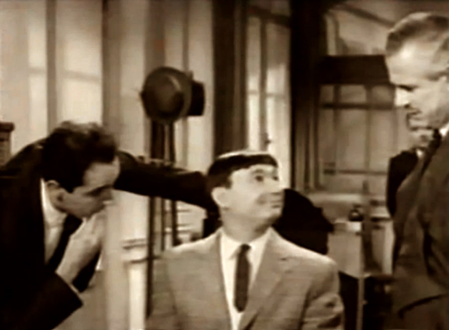 Floren Delbene, Adolfo García Grau, and José Marrone in Alias Flequillo (1963)