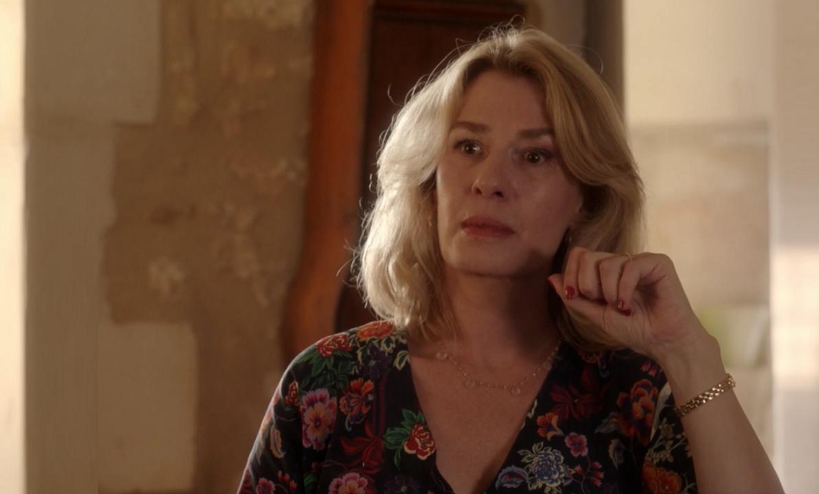 Hélène de Saint-Père in Murders in Rochefort (2019)