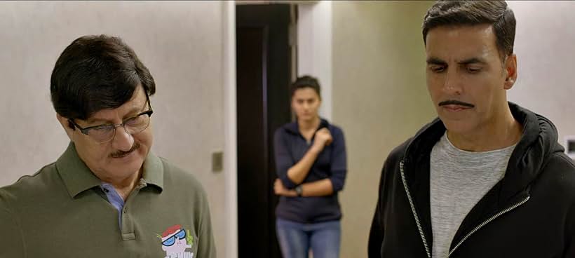 Anupam Kher, Akshay Kumar, and Taapsee Pannu in Naam Shabana (2017)