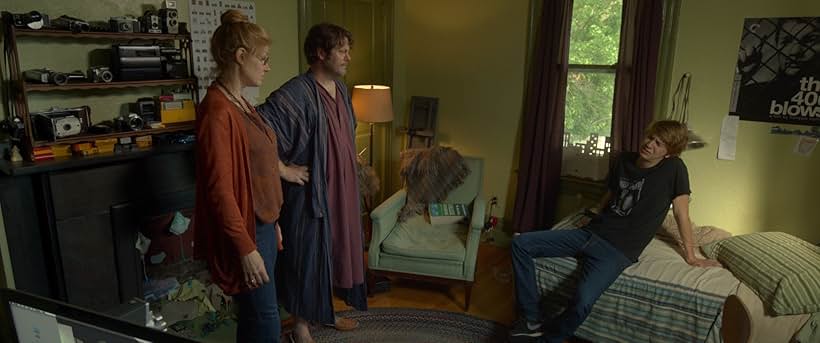 Connie Britton, Nick Offerman, and Thomas Mann in Me and Earl and the Dying Girl (2015)