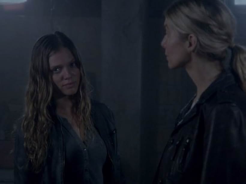 Elizabeth Mitchell and Tracy Spiridakos in Revolution (2012)