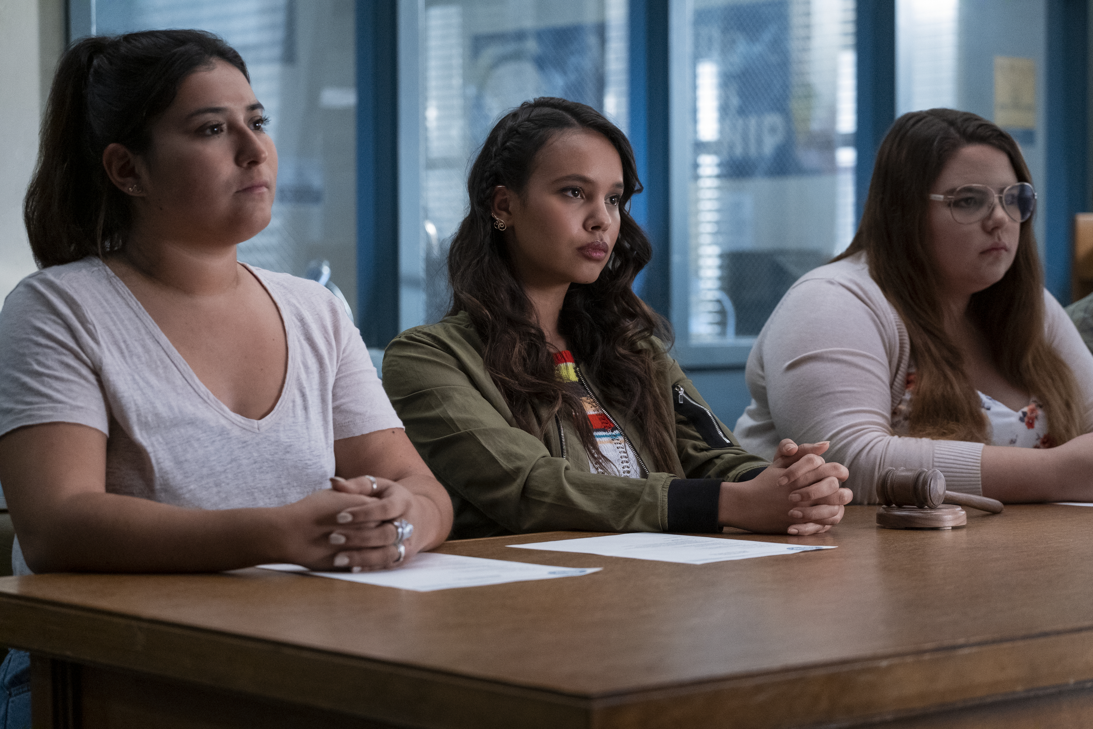 Alisha Boe and Stephanie Holden in 13 Reasons Why (2017)