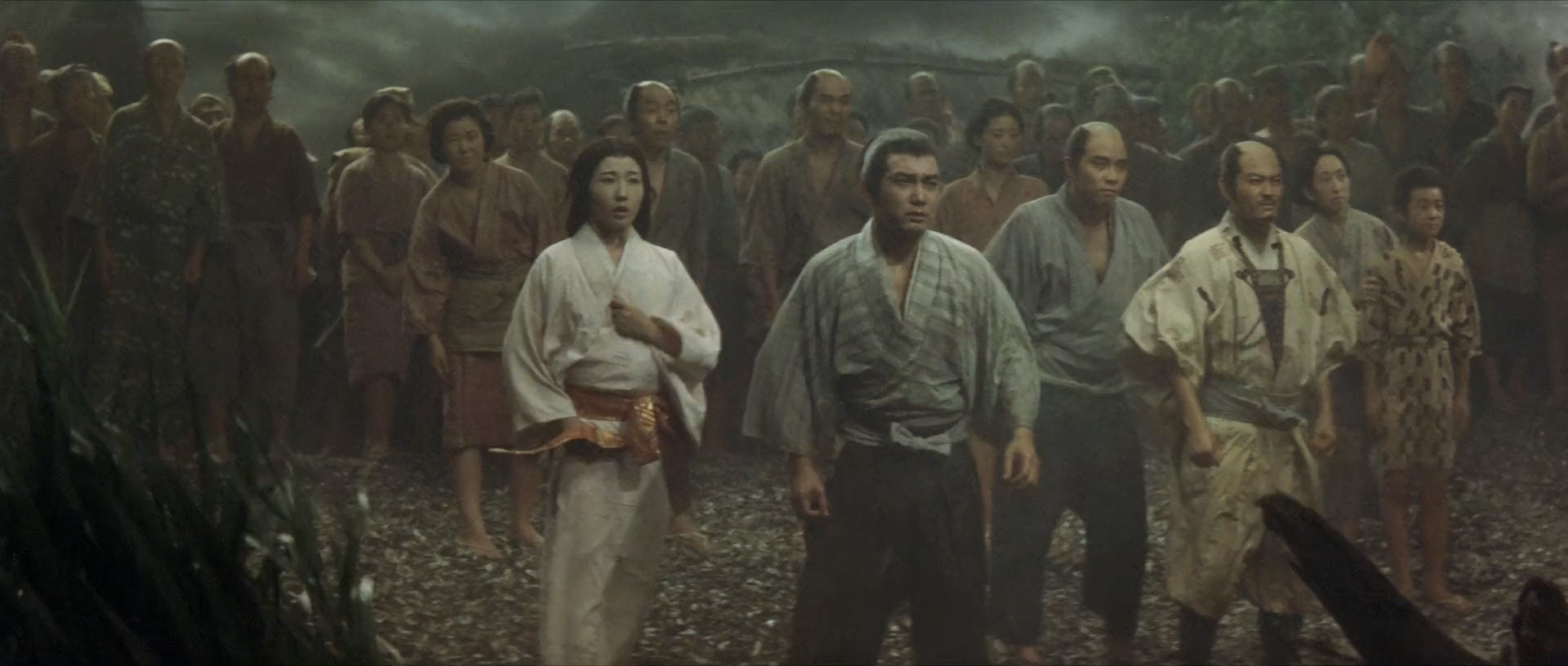 Shiho Fujimura, Sei Hiraizumi, Kôjirô Hongô, Kimiko Tachibana, Kôichi Uenoyama, and Kiyokazu Kagatsume in Return of Daimajin (1966)