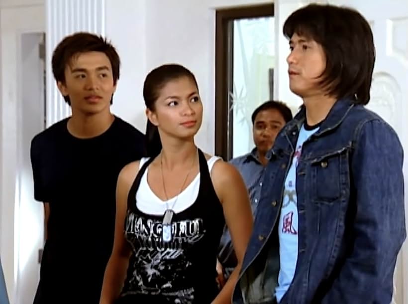 Robin Padilla and Angel Locsin in Asian Treasures (2007)