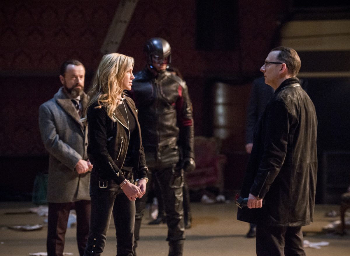 Michael Emerson, David Nykl, David Ramsey, and Katie Cassidy in Arrow (2012)