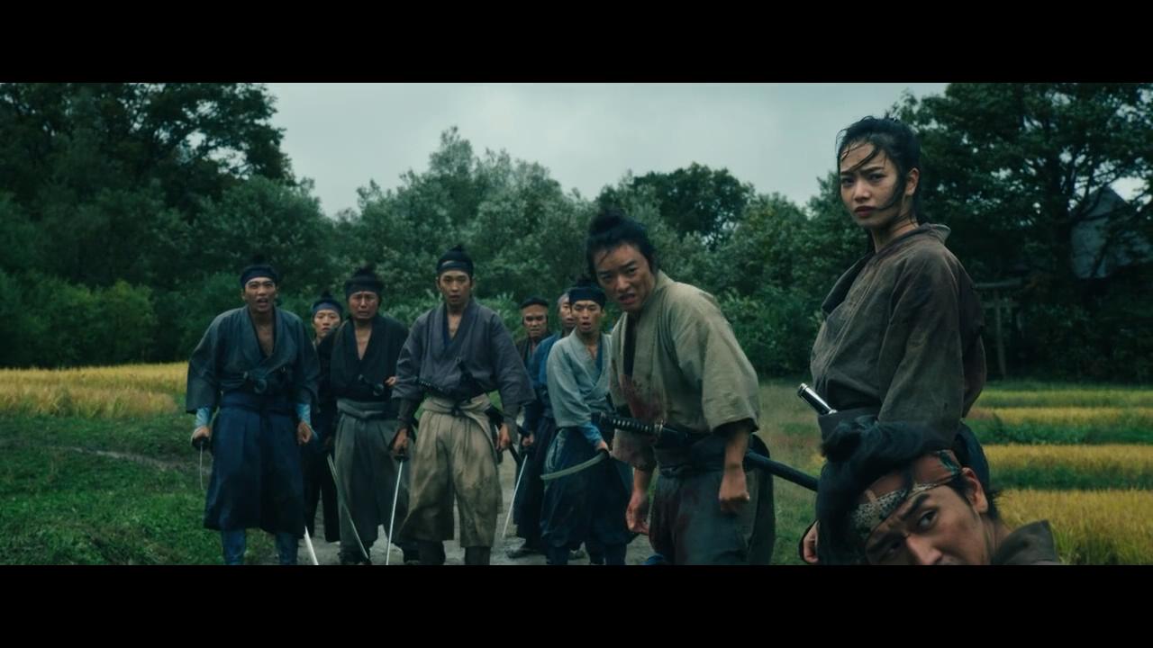 Shôta Sometani and Nana Komatsu in Samurai Marathon (2019)