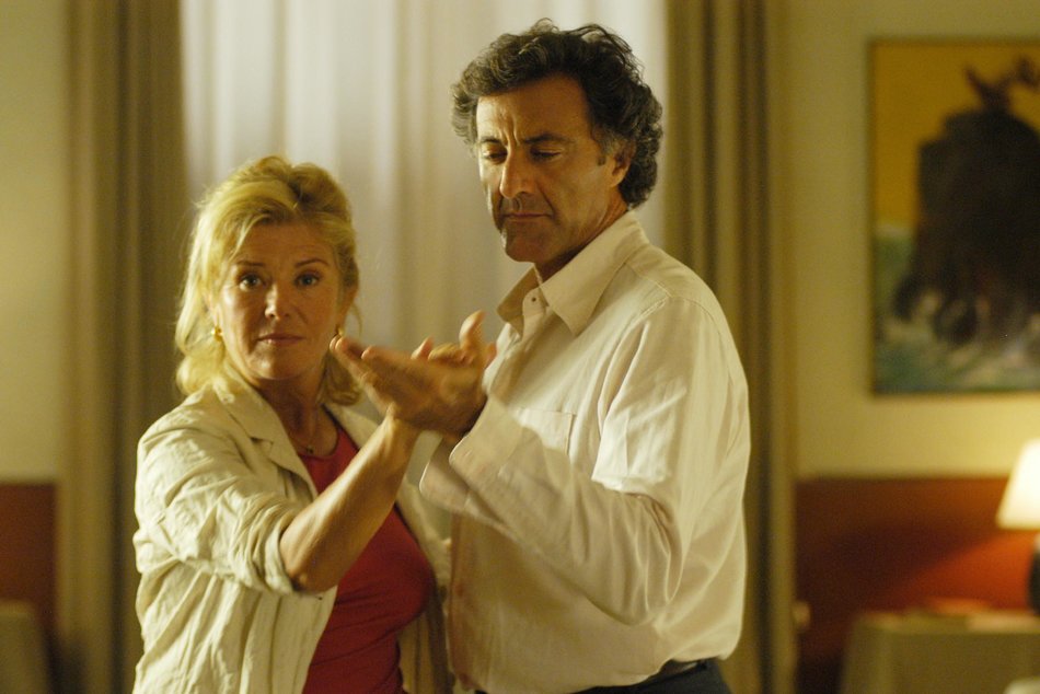 Luca Barbareschi and Jutta Speidel in Donna Roma (2007)