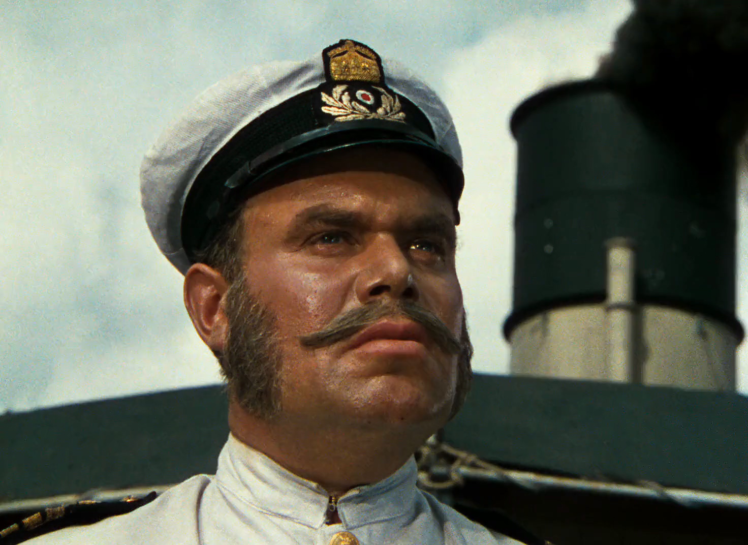 Peter Bull in The African Queen (1951)