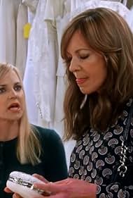 Allison Janney and Anna Faris in Mom (2013)