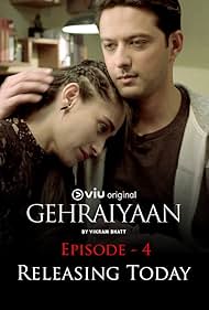 Sanjeeda Sheikh and Vatsal Sheth in Gehraiyaan (2017)