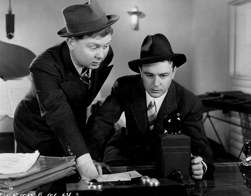 Lew Ayres and Benny Baker in Panic on the Air (1936)