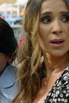 Catherine Siachoque and Carolina Gaitan in Sin Senos Sí Hay Paraíso (2016)